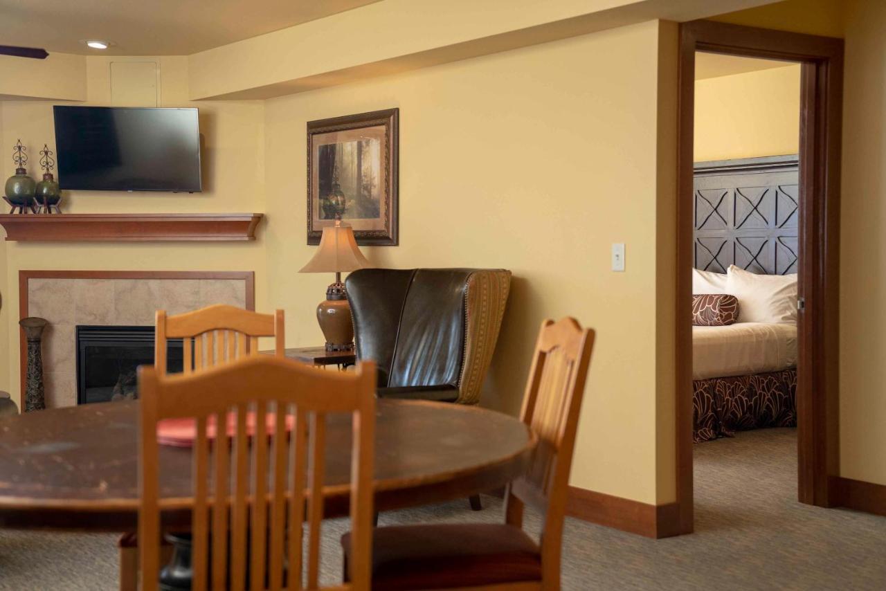 Raintree's Sandcastle, Birch Bay Hotel